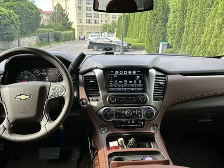 Chevrolet Tahoe 2018 года за 27 500 000 тг. в Алматы – фото 5
