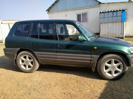 Toyota RAV4 1998 года за 2 500 000 тг. в Актобе – фото 12