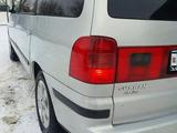 Volkswagen Sharan 2000 года за 3 700 000 тг. в Уральск – фото 5