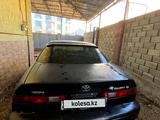 Toyota Camry 1997 года за 1 900 000 тг. в Алматы – фото 5