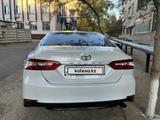 Toyota Camry 2021 года за 14 500 000 тг. в Кызылорда – фото 5