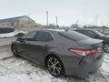 Toyota Camry 2019 года за 8 500 000 тг. в Актобе – фото 3