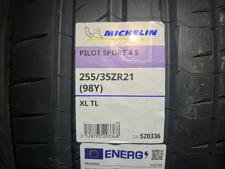 Michelin Pilot Sport 4 S 255/35 R21 285/30 R21 за 350 000 тг. в Алматы