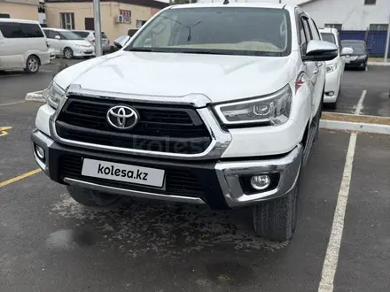 Toyota Hilux 2024 года за 24 000 000 тг. в Актау – фото 2