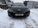 Toyota Camry 2011 годаfor8 200 000 тг. в Актобе