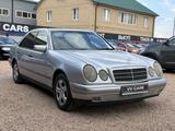 Mercedes-Benz E 200 1996 годаүшін2 550 000 тг. в Кокшетау – фото 2