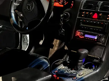Mercedes-Benz E 320 1997 года за 2 700 000 тг. в Астана – фото 24