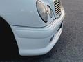 Mercedes-Benz E 320 1997 годаүшін2 700 000 тг. в Астана – фото 4