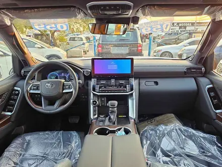 Toyota Land Cruiser Luxe 2025 года за 64 000 000 тг. в Семей – фото 7