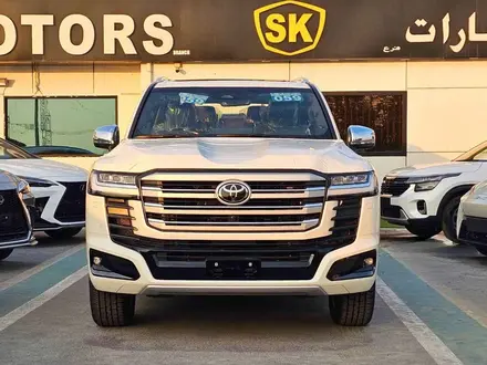 Toyota Land Cruiser Luxe 2025 года за 64 000 000 тг. в Семей – фото 2