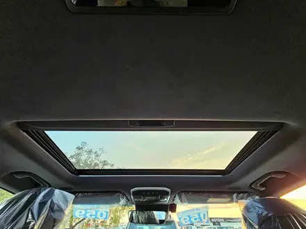 Toyota Land Cruiser Luxe 2025 года за 64 000 000 тг. в Семей – фото 12