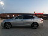 Toyota Camry 2015 годаfor6 500 000 тг. в Актобе – фото 4