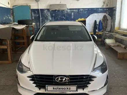 Hyundai Sonata 2021 года за 9 700 000 тг. в Актобе