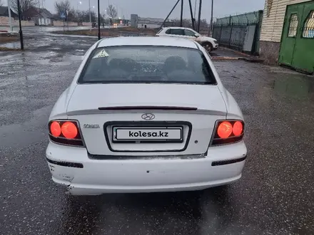 Hyundai Sonata 2002 года за 2 750 000 тг. в Караганда – фото 10