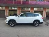 Volkswagen Teramont 2023 года за 29 342 857 тг. в Алматы – фото 2
