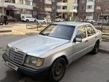 Mercedes-Benz E 200 1989 годаfor990 000 тг. в Алматы