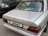 Mercedes-Benz E 200 1989 годаfor990 000 тг. в Алматы – фото 3