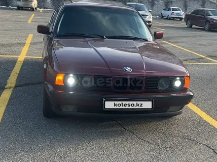 BMW 325 1993 года за 3 500 000 тг. в Алматы