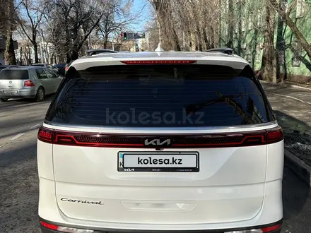 Kia Carnival 2022 года за 23 500 000 тг. в Алматы – фото 2