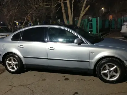 Volkswagen Passat 2000 года за 1 500 000 тг. в Астана