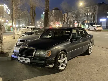 Mercedes-Benz E 230 1990 года за 1 200 000 тг. в Тараз – фото 3