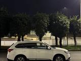 Mitsubishi Outlander 2018 года за 7 000 000 тг. в Алматы – фото 4