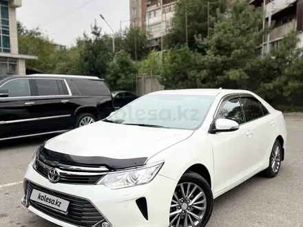 Toyota Camry 2017 года за 10 600 000 тг. в Алматы – фото 17