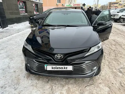 Toyota Camry 2018 года за 12 500 000 тг. в Астана – фото 11
