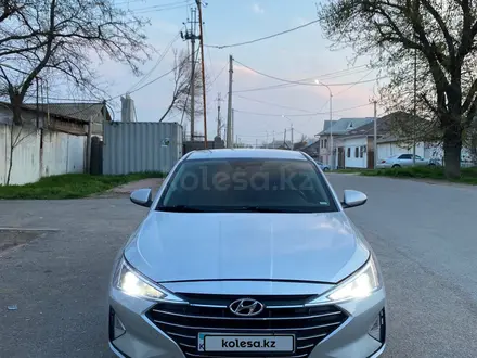 Hyundai Elantra 2018 года за 7 700 000 тг. в Сарыагаш – фото 2