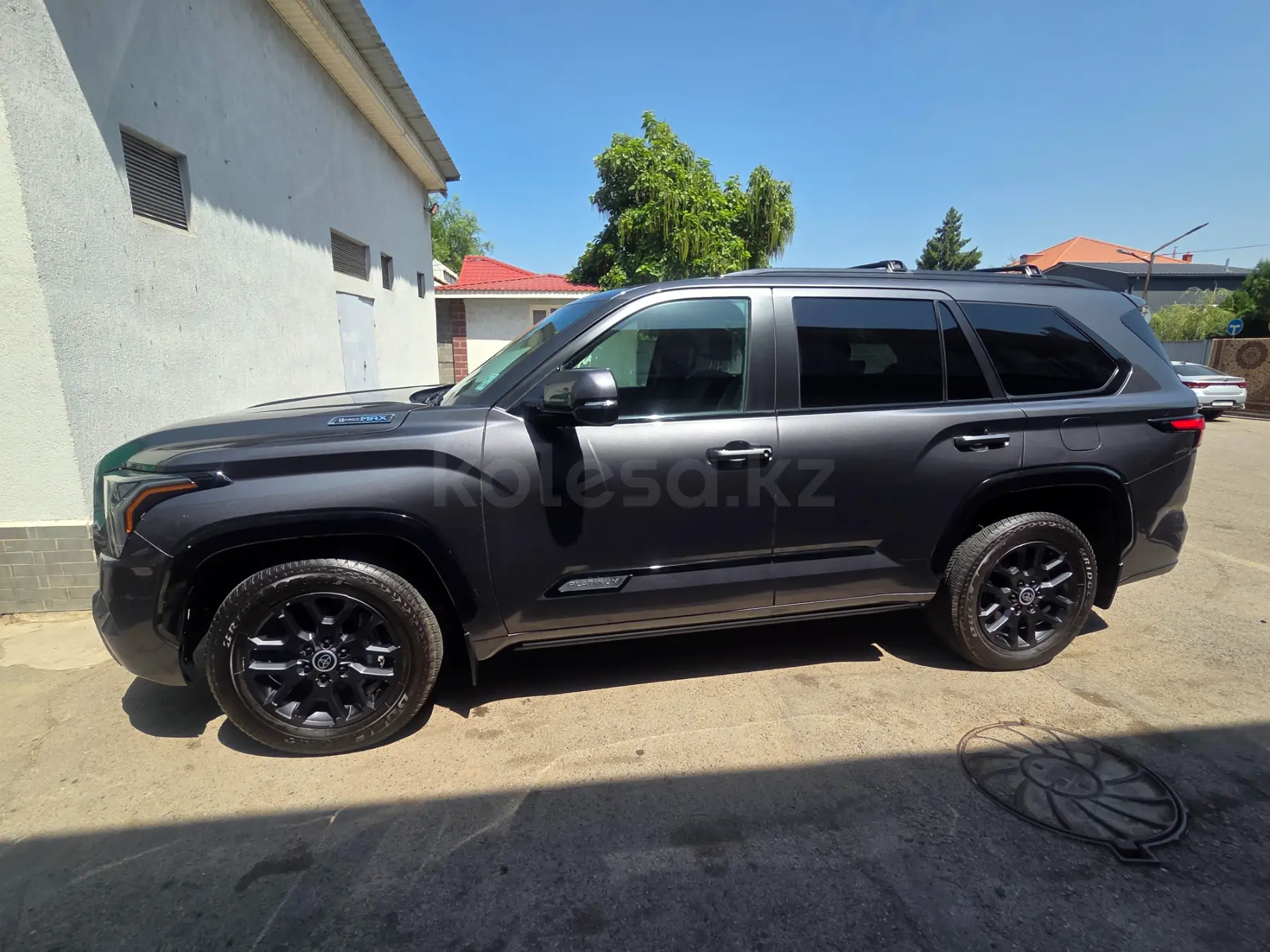 Toyota Sequoia, 2024