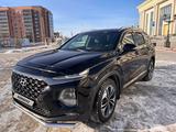 Hyundai Santa Fe 2019 года за 14 000 000 тг. в Петропавловск