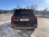 Hyundai Santa Fe 2019 года за 14 000 000 тг. в Петропавловск – фото 5