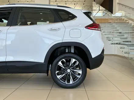 Chevrolet Tracker Premier 2024 года за 10 390 000 тг. в Семей – фото 7