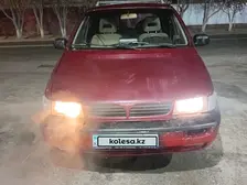 Mitsubishi Space Wagon, 1994