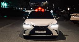 Lexus ES 250 2018 года за 22 000 000 тг. в Алматы – фото 4