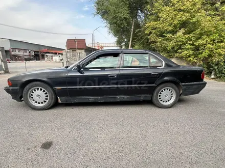 BMW 730 1995 года за 1 800 000 тг. в Алматы – фото 2