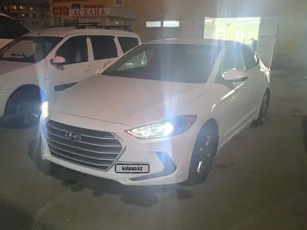 Hyundai Elantra 2016 года за 5 100 000 тг. в Актау – фото 2