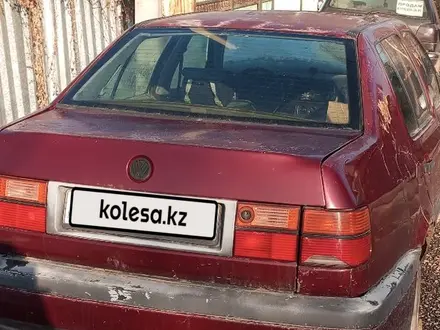 Volkswagen Vento 1993 года за 500 000 тг. в Алматы