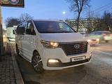 Hyundai Starex 2019 года за 14 200 000 тг. в Шымкент – фото 4