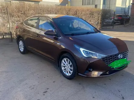 Hyundai Accent 2021 года за 7 500 000 тг. в Астана – фото 2