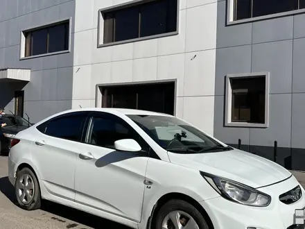 Hyundai Accent 2013 года за 5 000 000 тг. в Астана – фото 2