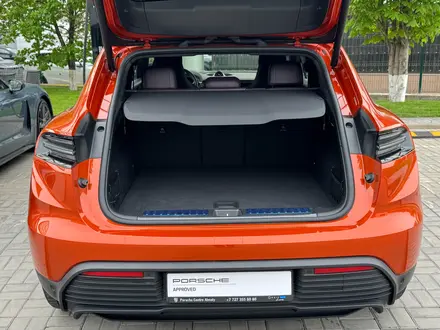 Porsche Macan 2024 года за 47 000 000 тг. в Алматы – фото 12