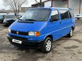 Volkswagen Multivan 1993 года за 3 800 000 тг. в Караганда