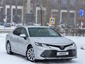 Toyota Camry 2018 года за 11 700 000 тг. в Астана – фото 3