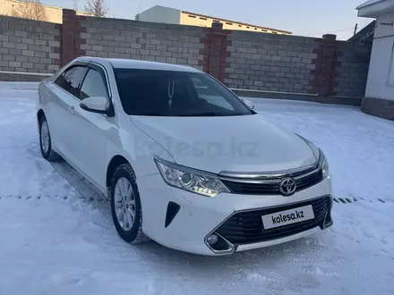 Toyota Camry 2016 года за 11 750 000 тг. в Алматы – фото 3