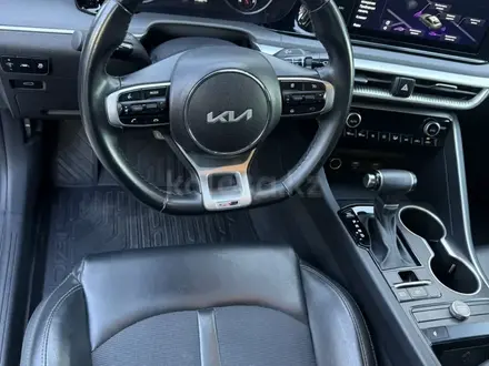 Kia K5 2022 года за 10 000 000 тг. в Уральск – фото 7