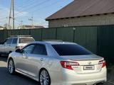 Toyota Camry 2014 годаүшін9 200 000 тг. в Атырау – фото 4