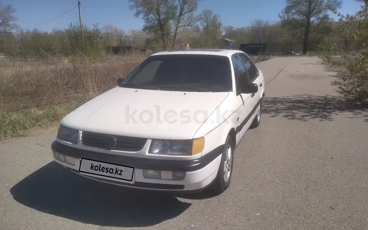 Volkswagen Passat 1995 годаүшін1 900 000 тг. в Усть-Каменогорск