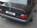 Mercedes-Benz E 230 1989 года за 1 200 000 тг. в Астана – фото 3