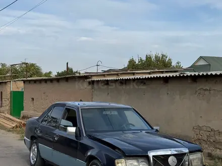 Mercedes-Benz E 200 1990 года за 350 000 тг. в Шымкент